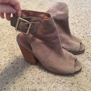 Jeffery Campbell heels